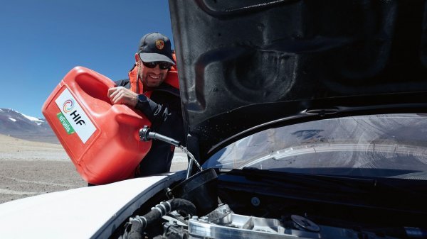 eFuels gorivo iz HIF Global: Porsche 911 Carrera 4S, Ojos del Salado, Chile