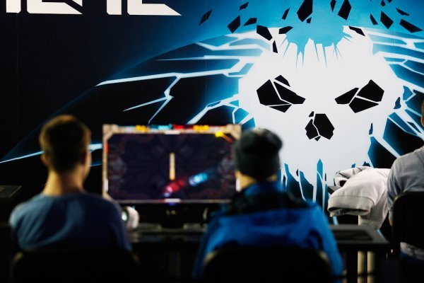 Na sajmu su izlagali domaći i strani izlagači. Prisutnost velikih igrača poput Ubisofta i Activisiona sve je češća pojava na sajmu tportal