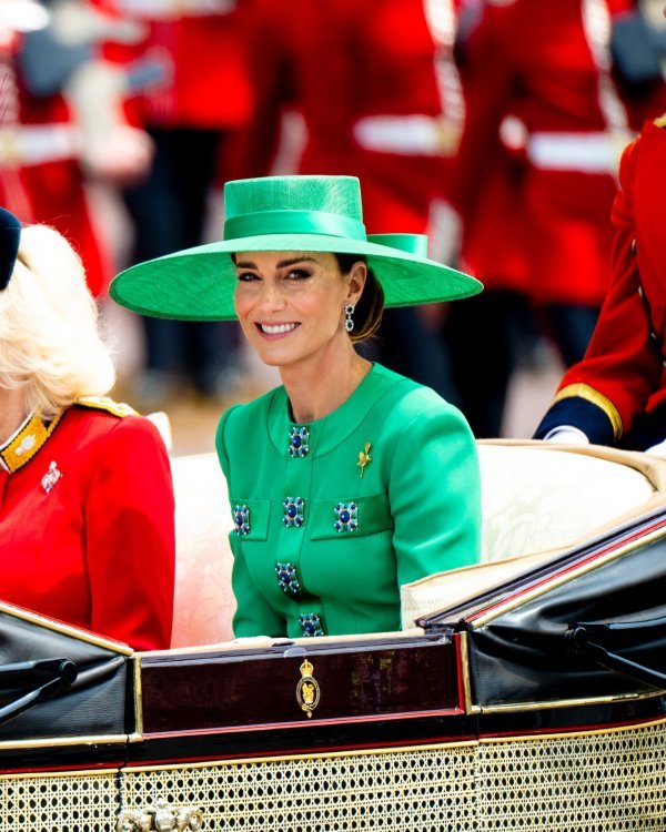 Kate Middleton na manifestaciji Trooping the Colour