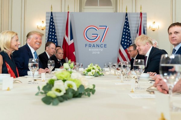U Hotelu du Palais u Biarritzu 2019. održan je radni doručak nakon sastanka G7 u Francuskoj, a na njemu su bili vodeći svjetski čelnici