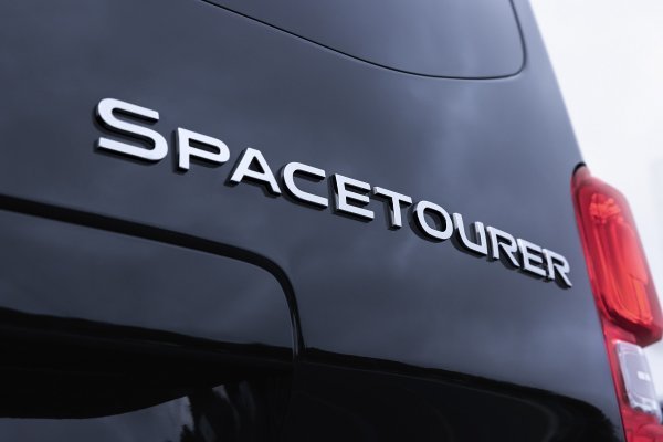 Citroën predstavio osvježeni ë-SpaceTourer za 2024.