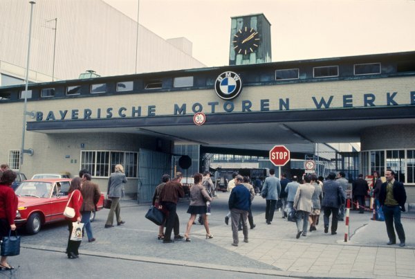 Priča o BMW grupi: 100 godina fascinacije mobilnošću. Promjena smjene u tvornici BMW München-Milbertshofen 1965.-1970.