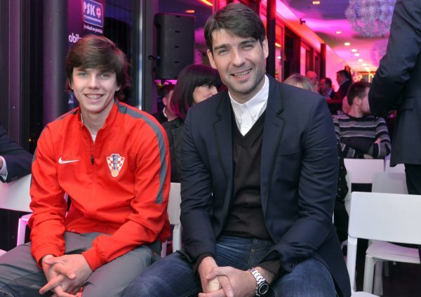 Ante Ćorić i Vedran Ćorluka, snimljeni kada su primili nagradu Vatrena krila