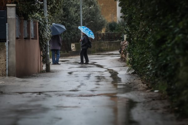 Kišno jutro u Kaštel Štafiliću
