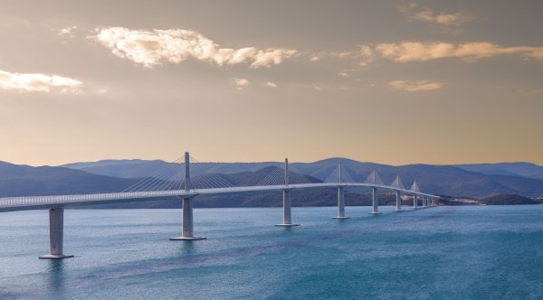 Pelješki most