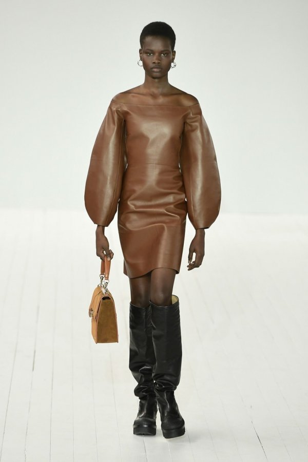 Chloe FW23