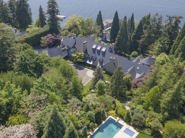 Posjed Jeffa Bezosa u Seattleu