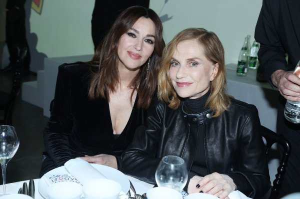 Monica Bellucci i Isabelle Huppert