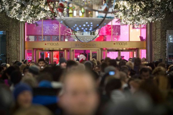 Macy's je odlučio zatvoriti prodajne prostore na stotinjak lokacija Reuters