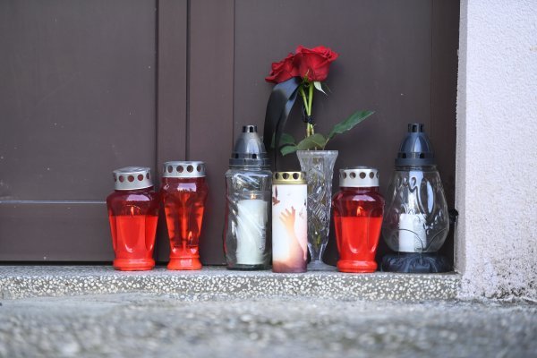 Staford usmrtio staricu