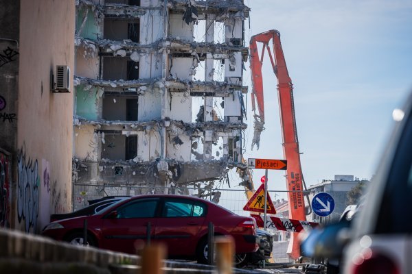 Nastavak rušenja hotela Marjan u Splitu