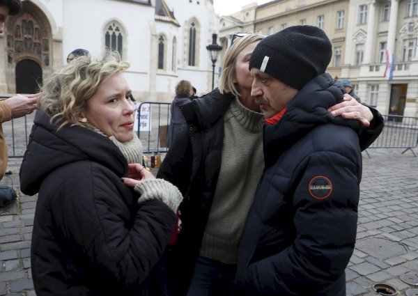 Možemovci dočekali jutro na Markovu trgu