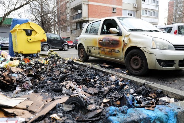 Požar na kontejnerima u Sopotu