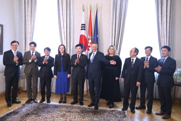 Gordan Jandraković i Kim Jin-pyo