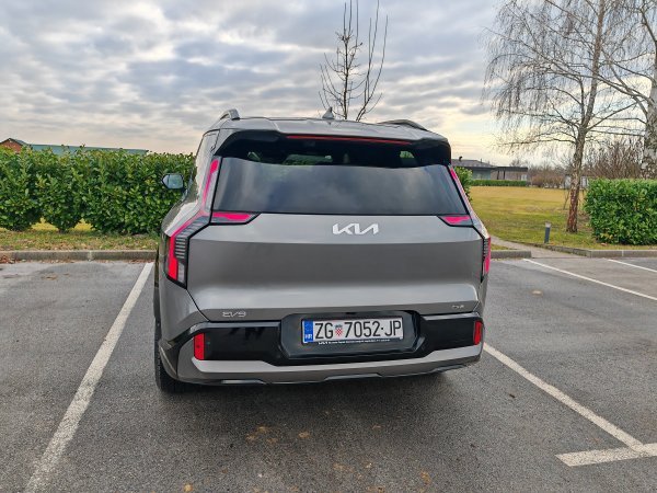 KIA EV9 GT-Line Launch AWD: hrvatska premijera