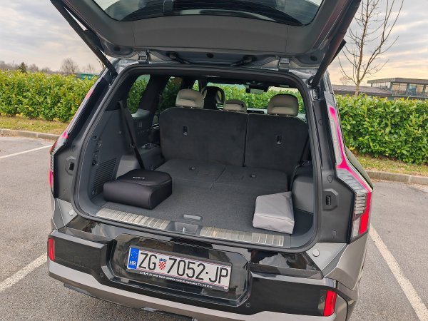 KIA EV9 GT-Line Launch AWD: hrvatska premijera
