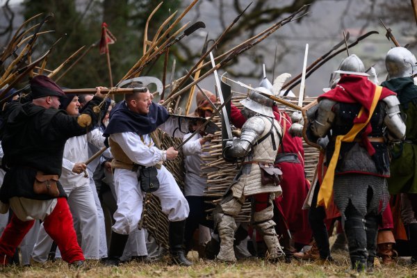 Uprizorenje Seljačke bune u Donjoj Stubici