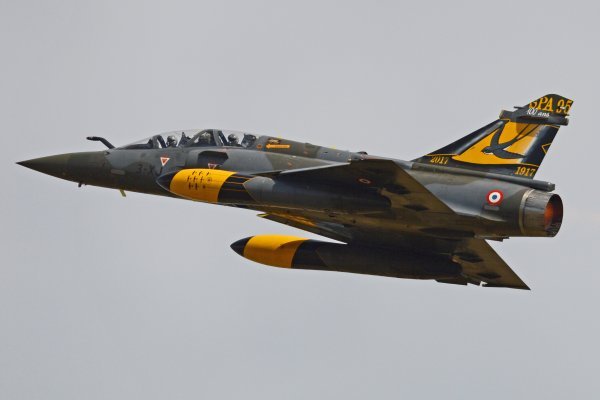 Francuska raspolaže s 50-ak Miragea 2000D