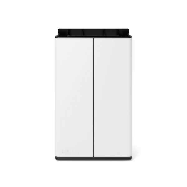 SF_Lukas_white_front