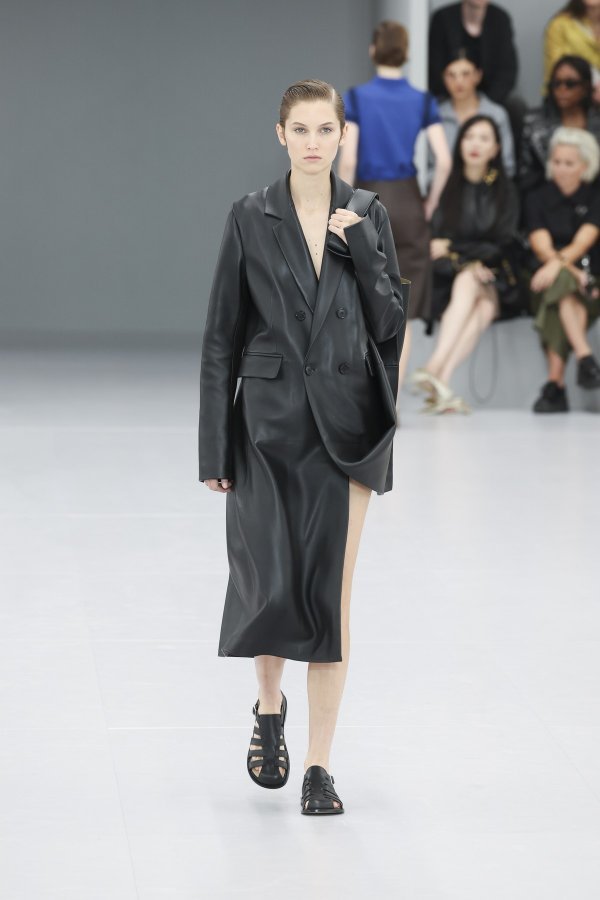 Loewe, proljeće/ljeto 2024.