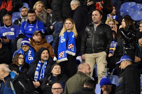 Navijači na utakmici Dinamo - Betis