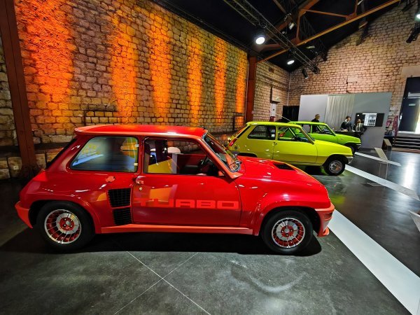 Slike s Renault 5 E-Tech electric svjetske premijere