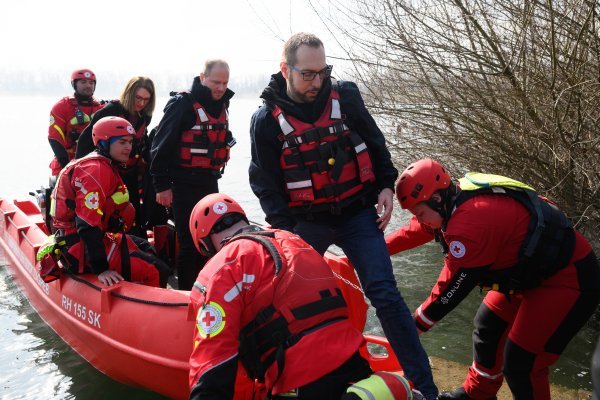 Tomašević se provozao vodenim skuterom i gliserom