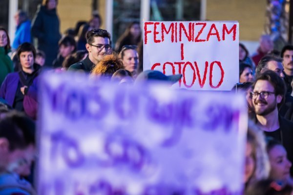 Split: Noćni marš u organizaciji udruge Domine okupio mnogobrojne splitske žene