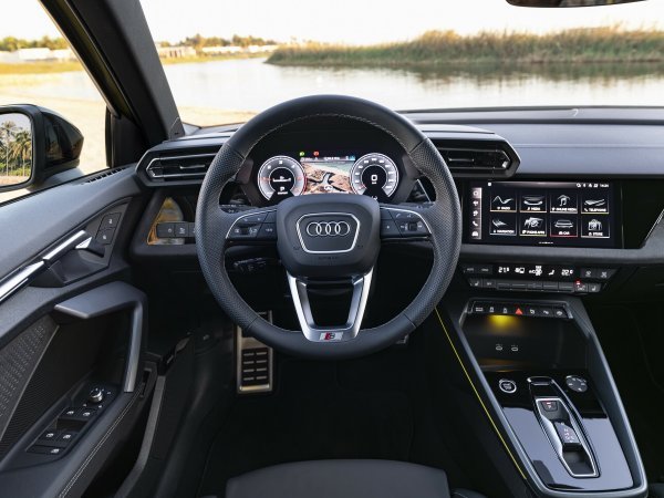 Audi A3 Sportback, S line