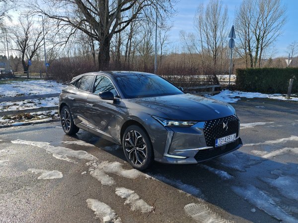 DS 4 Rivoli E-Tense 225 Hybrid