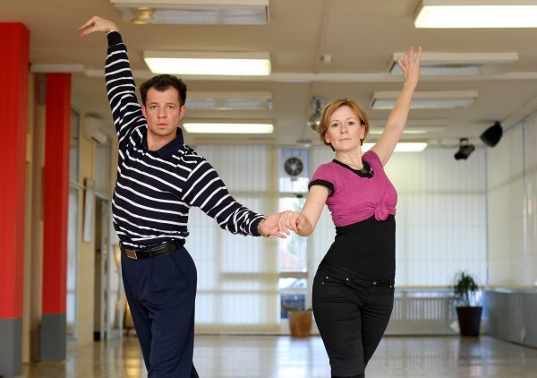 Ana Ugarković pokazala je plesno umijeće s mentorom Nicolas Quesnoitom u showu 'Ples sa zvijezdama'