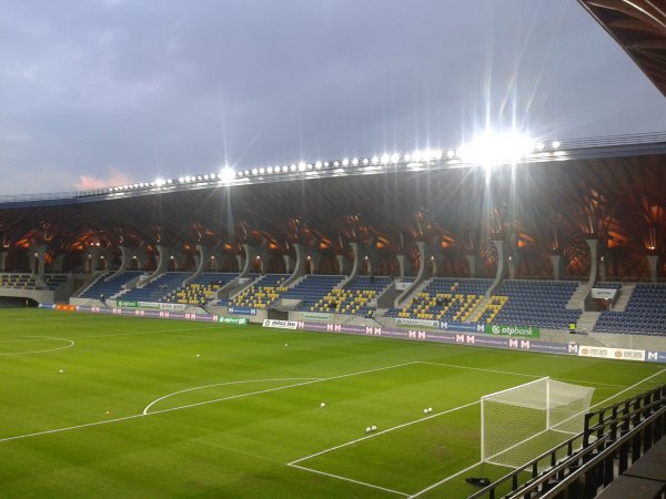 Stadion u Felcsutu Wikimedia