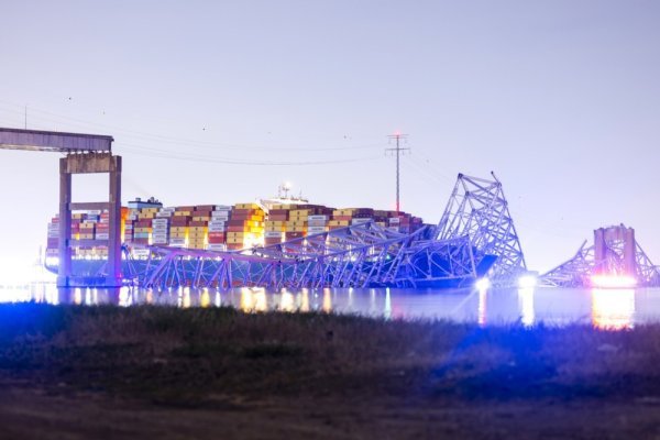 Srušen most u Baltimoreu