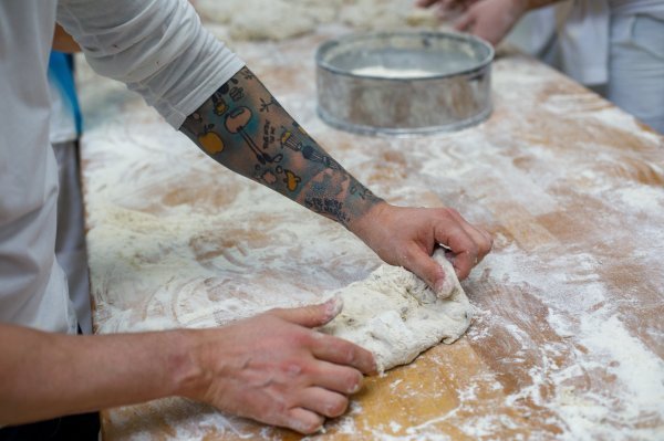 Sourdough kruh od kiselog tijesta je bez pojačivača okusa i aditiva