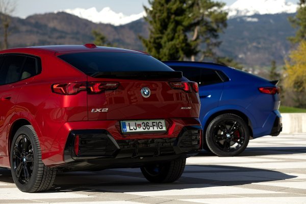 BMW X2 M35i xDrive i BMW iX2 xDrive30