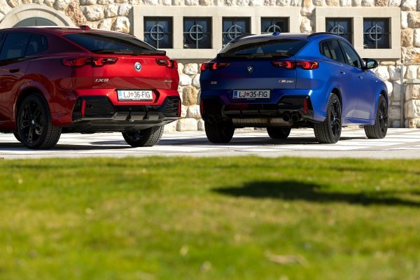 BMW X2 M35i xDrive i BMW iX2 xDrive30