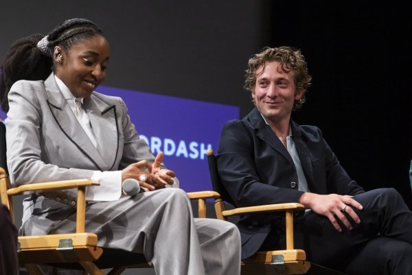 Ayo Edebiri, Jeremy Allen White