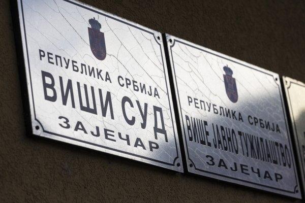 Dovođenje ubojica Danke Ilić u Tužiteljstvo