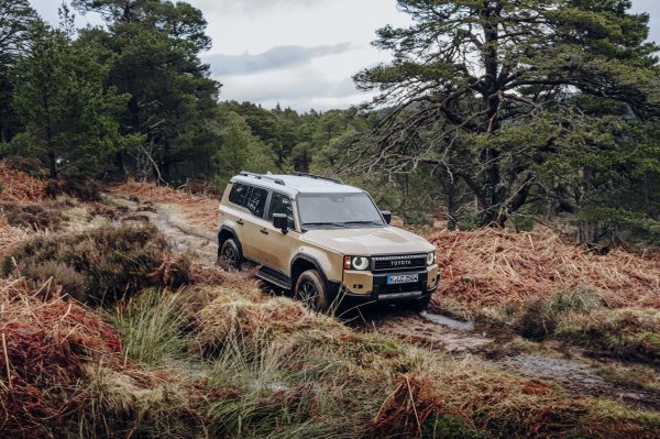 Toyota Land Cruiser - First Edition