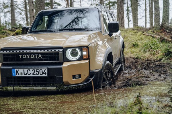 Toyota Land Cruiser - First Edition