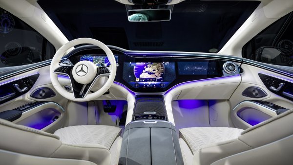 Mercedes-Benz EQS 580 4MATIC: Silicium grey uni boja