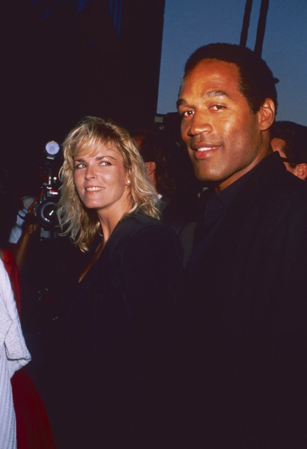 O. J. Simpson i Nicole Brown vjenčali su se 1985.