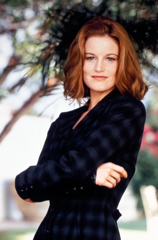 Laura Leighton u seriji 1993. godine