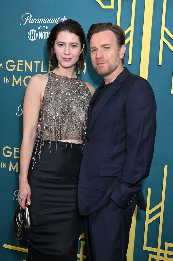 Mary Elizabeth Winstead i Ewan McGregor