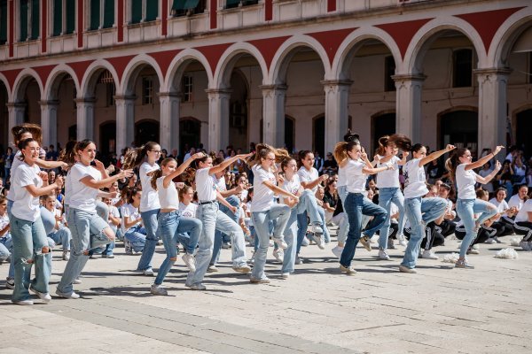Split: Na Prokurativama se plesalo u Rim Tim Tagi Dim ritmu