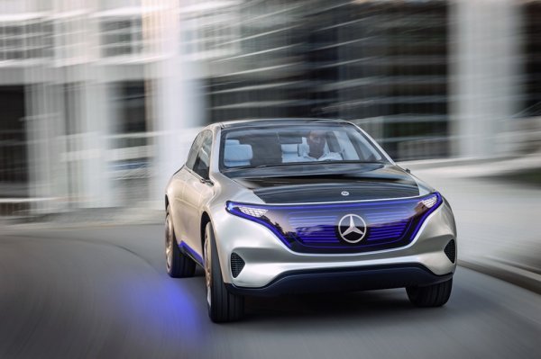 Automobili će u budućnosti morati biti drugačiji kako bi se svidjeli mlađim kupcima na Zapadu Mercedes-Benz