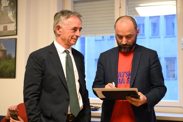 Doček izbornih rezultata u stožeru SDSS-a
