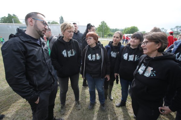 Tomislav Tomašević u akciji čišćenja