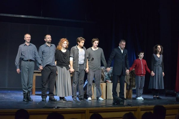 Predstava po njegovu romanu '260 dana' apsolutni je hit u HNK Osijek  