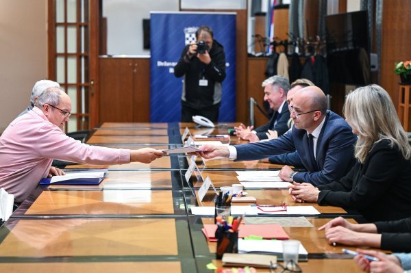 Pokret za modernu Hrvatsku predao je listu za Europski parlament